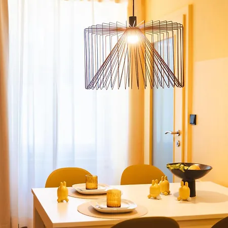 Yellow Flat By Grazrentals With Location & Free Parking Lejlighed *