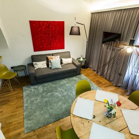 Yellow Flat By Grazrentals With Location & Free Parking Apartment *