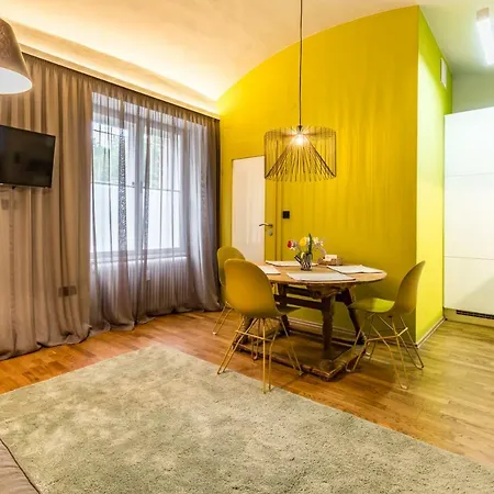 Apartment Yellow Flat By Grazrentals With Location & Free Parking *