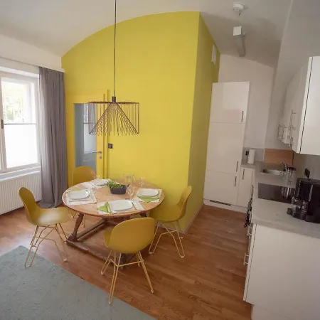 Apartment Yellow Flat By Grazrentals With Location & Free Parking Graz